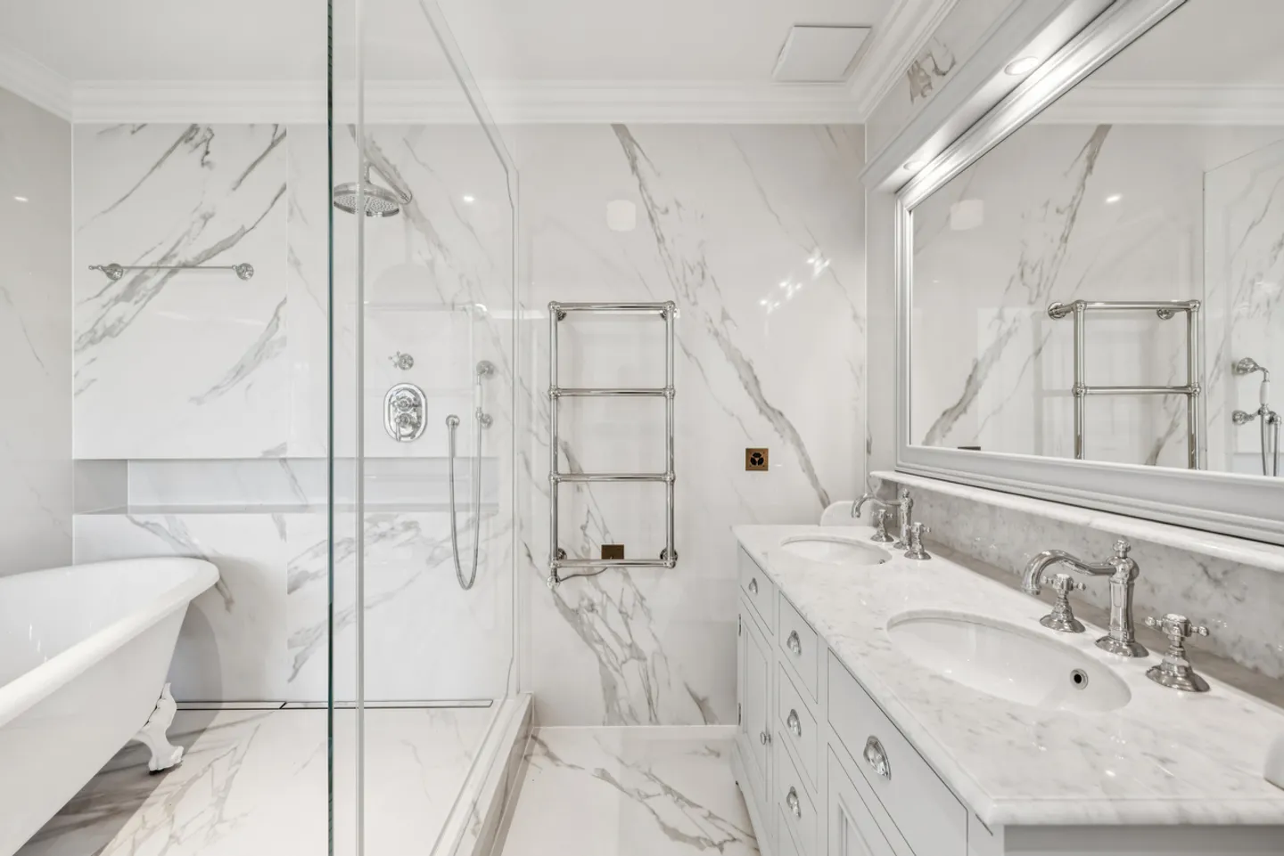 EXCLUSIVITÉ : Magnifique appartement de 6 pièces Vue Mont-Blanc et Lac - Photo 6 sur 10