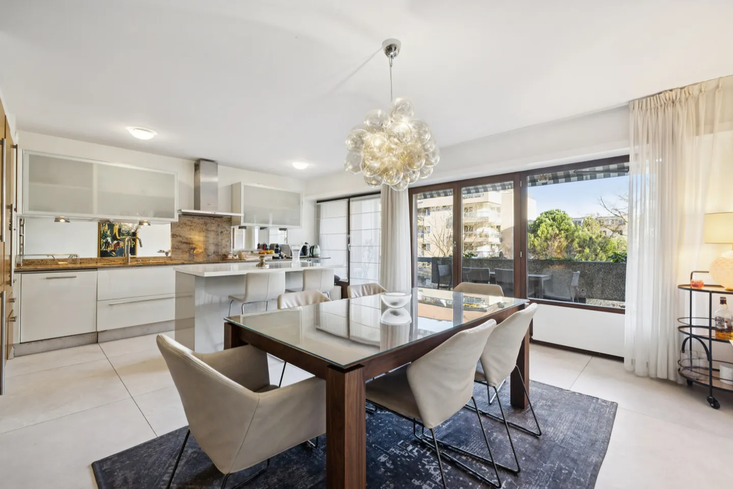 Appartement de Luxe en Quartier Calme - Photo 7 sur 13