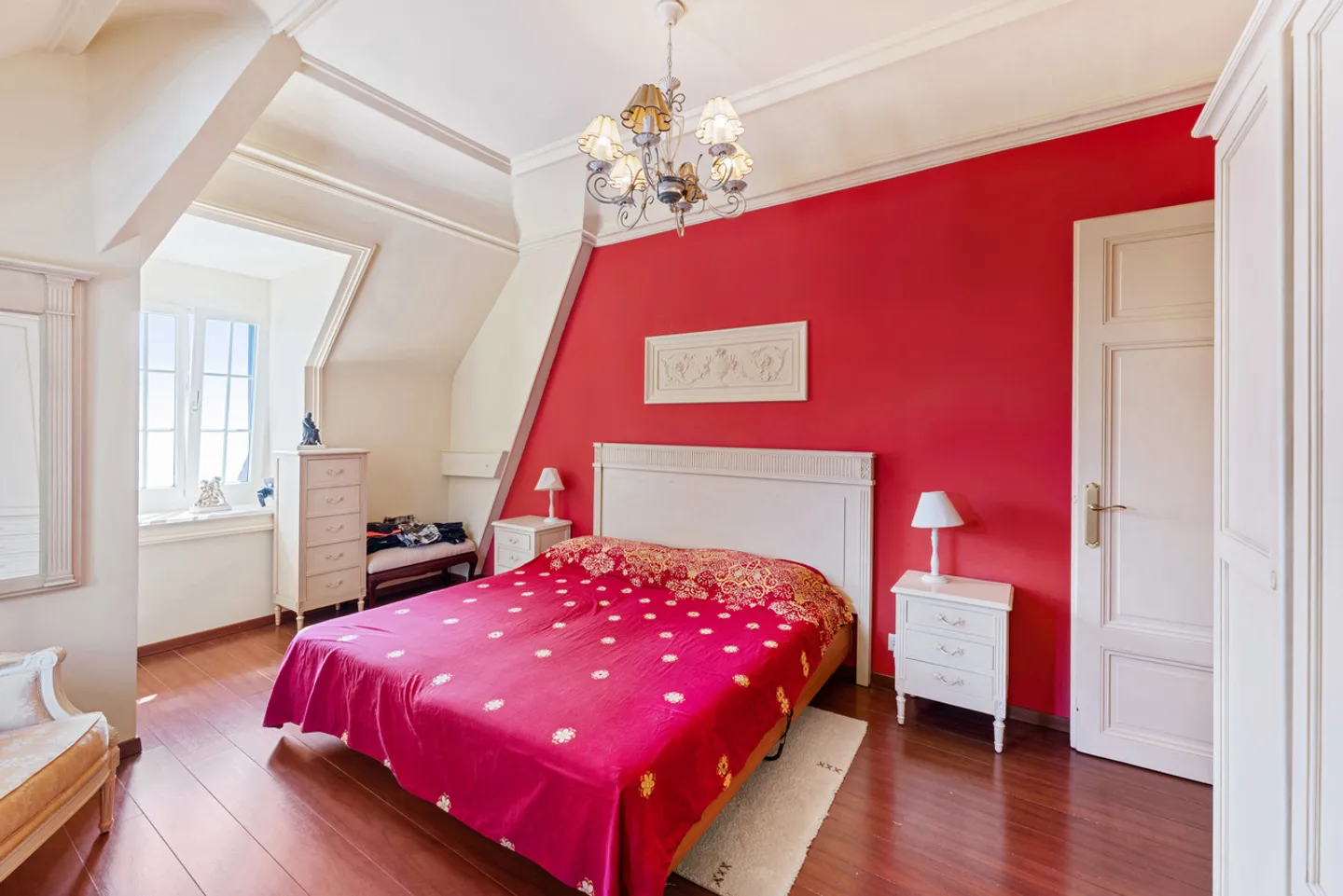 Spacieux 6 pièces dans une résidence prestigieuse - Photo 7 sur 9