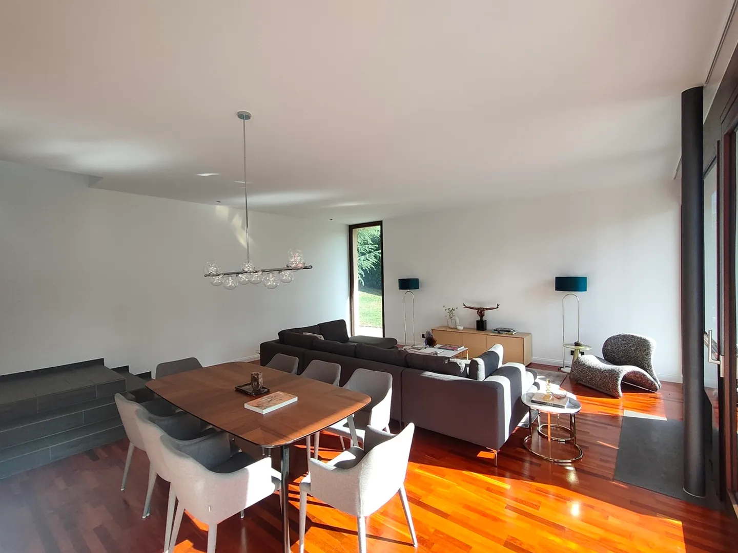 Magnifica residenza ristrutturata in un quartiere rinomato - Foto 5 di 13