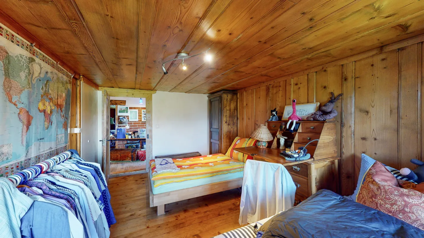 Seal and authenticity! Magnificent renovated farmhouse with 2 apartments - Photo 13 of 13