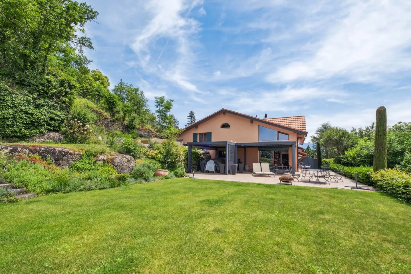 Incantevole villa contemporanea con vista panoramica - Foto 11 di 11