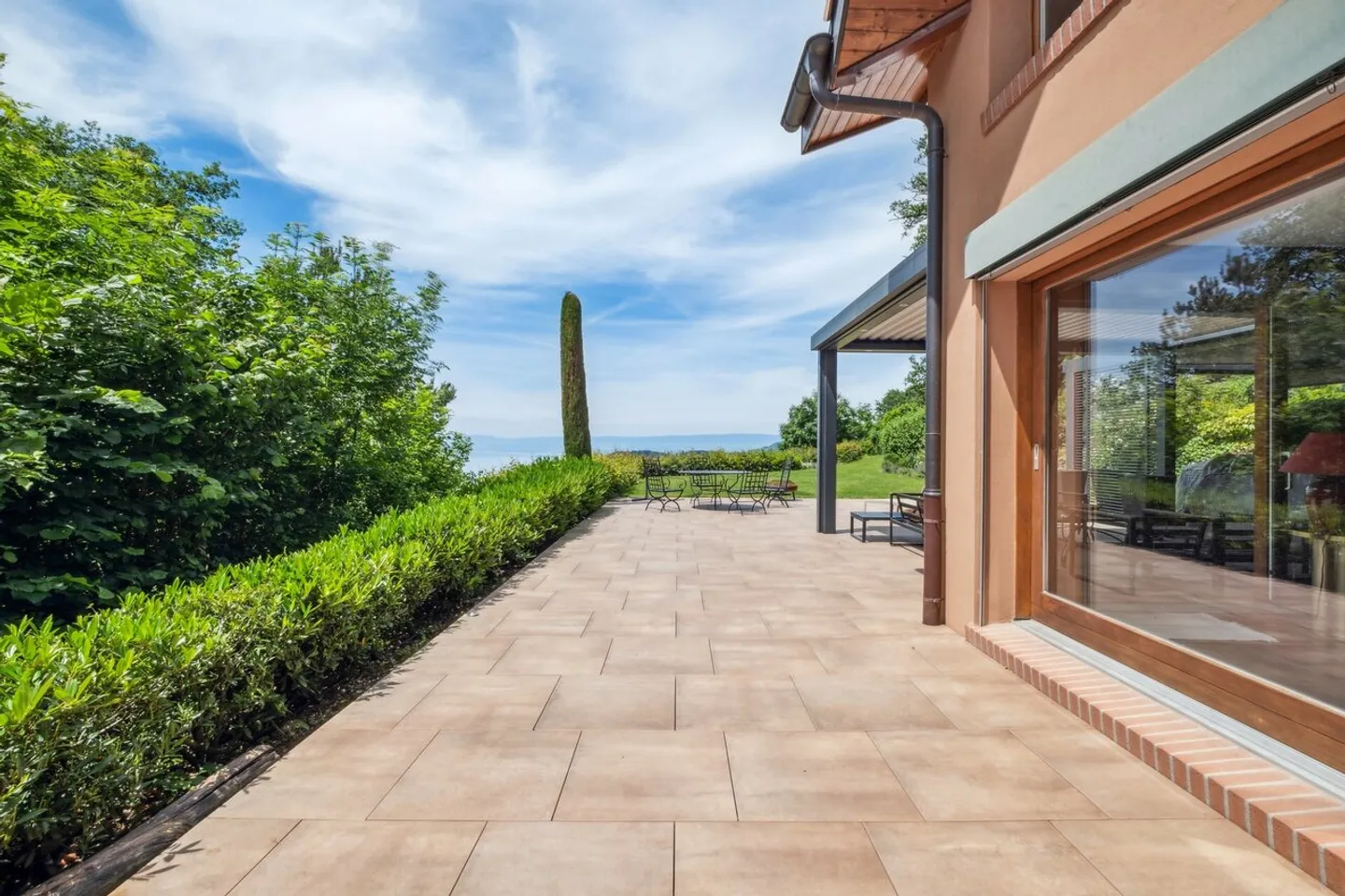 Incantevole villa contemporanea con vista panoramica - Foto 8 di 11
