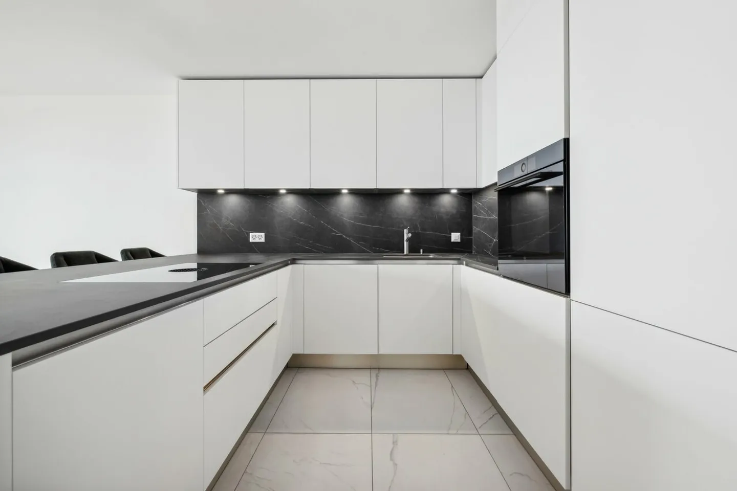 Wunderschöne Luxuswohnung mit Panoramablick auf den See - Foto 5 von 10