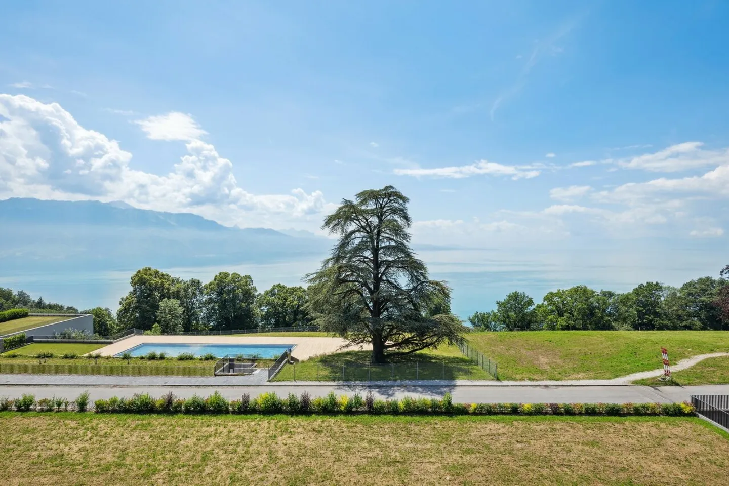 Wunderschöne Luxuswohnung mit Panoramablick auf den See - Foto 2 von 10