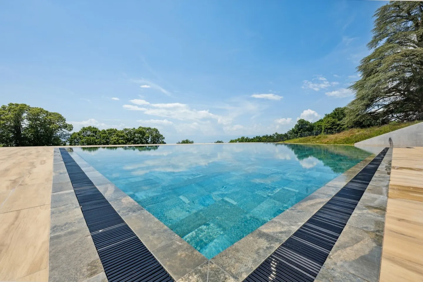 Wunderschöne Luxuswohnung mit Panoramablick auf den See - Foto 10 von 10