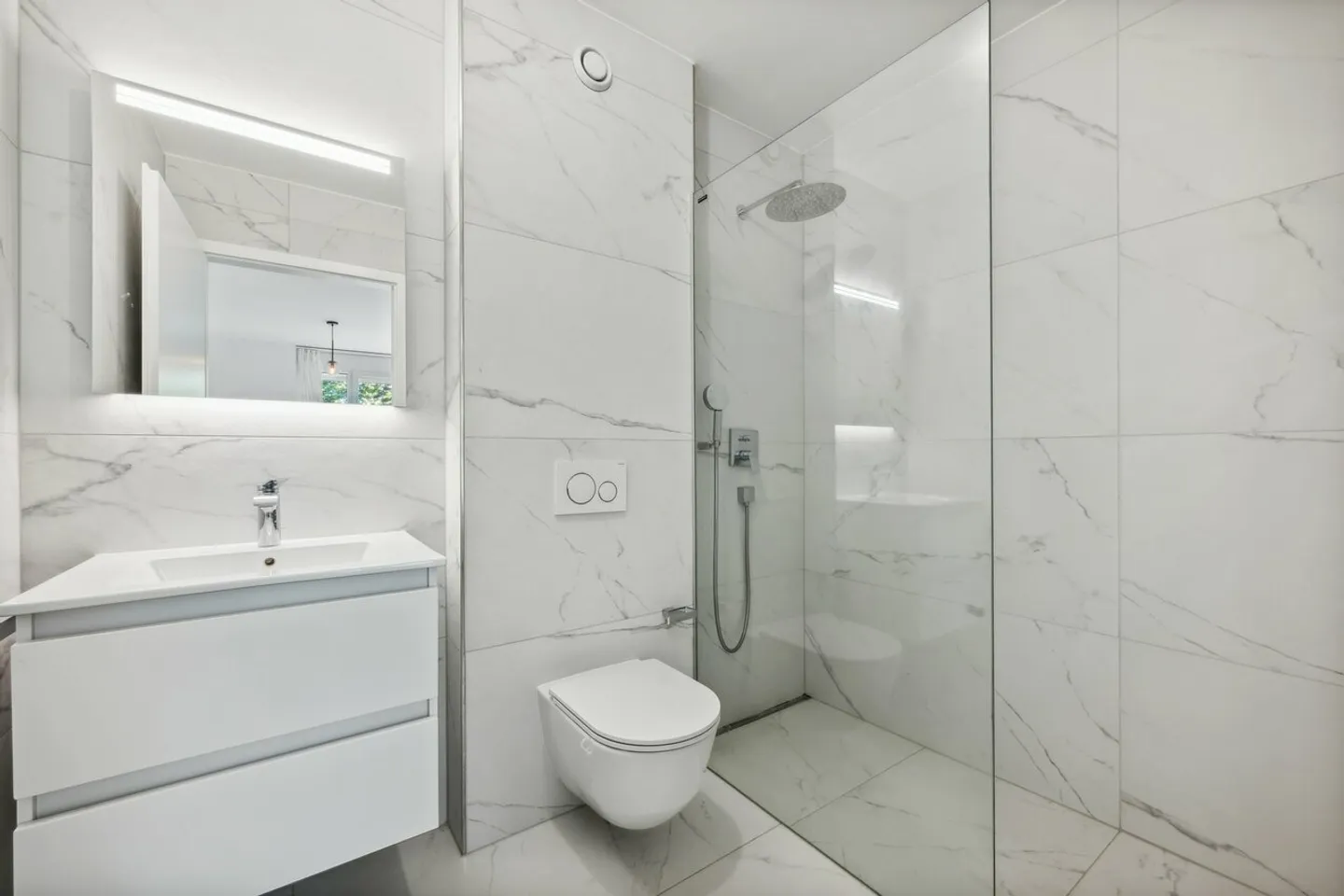 Wunderschöne Luxuswohnung mit Panoramablick auf den See - Foto 8 von 10