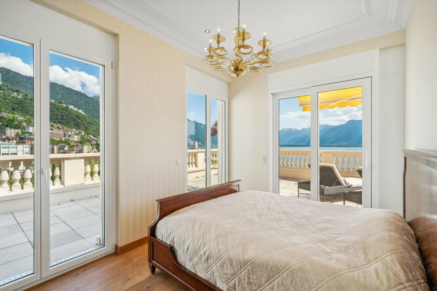 Esclusività Sotheby's! Lussuoso attico nel centro di Montreux - Foto 11 di 13