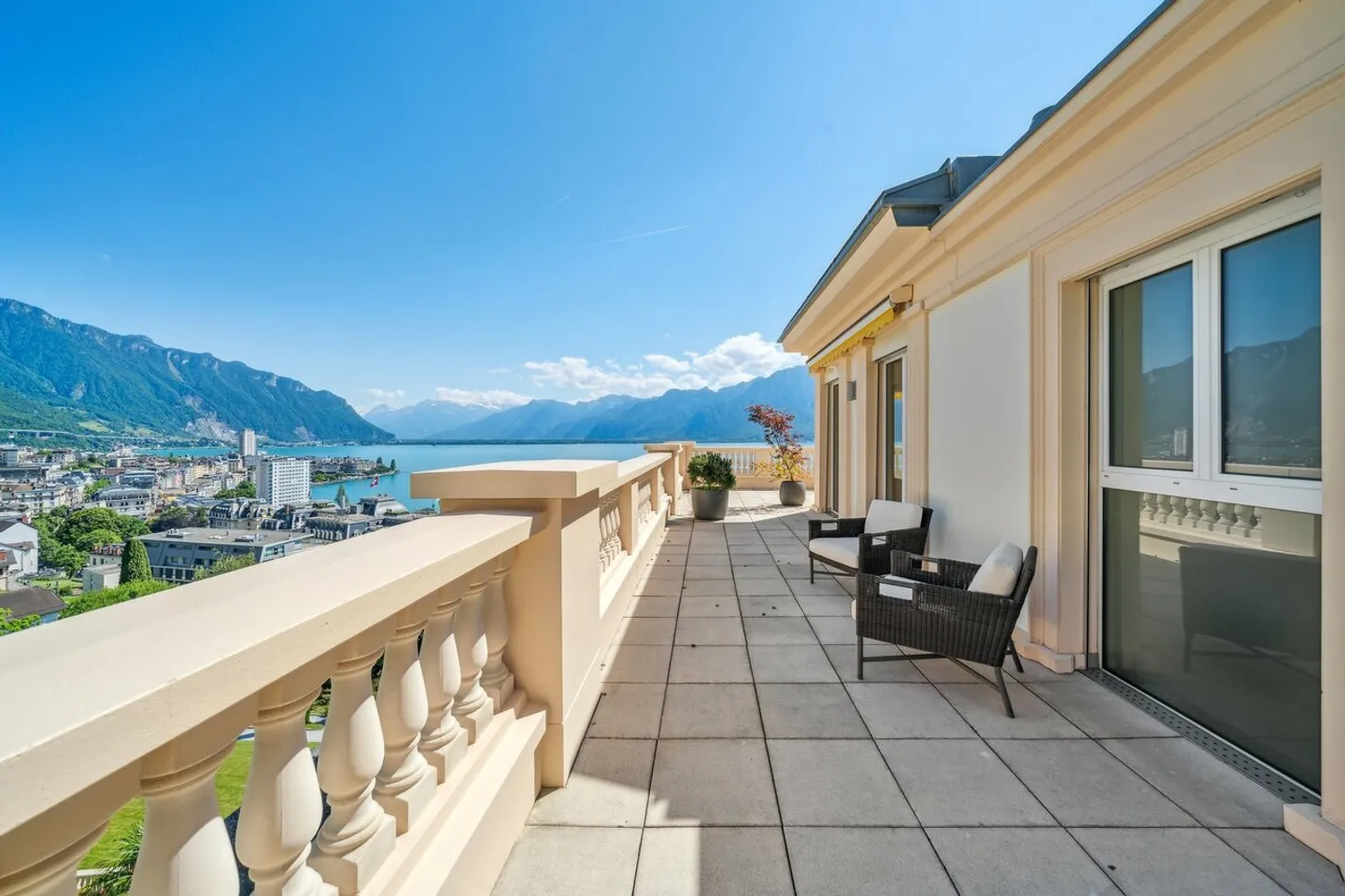 Esclusività Sotheby's! Lussuoso attico nel centro di Montreux - Foto 7 di 13