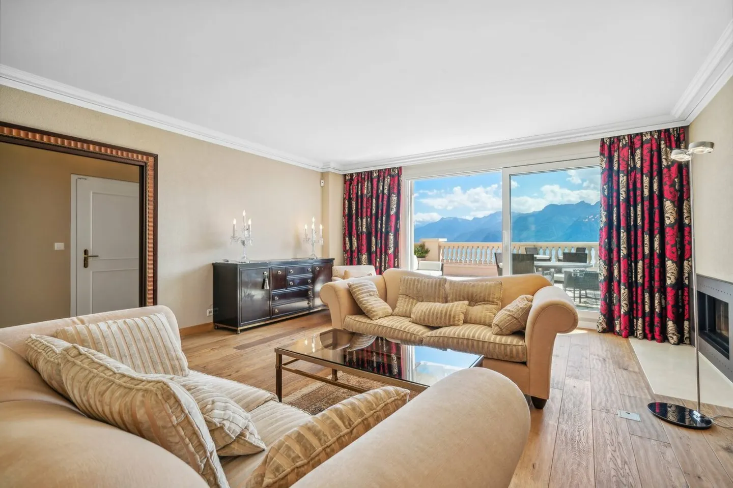 Esclusività Sotheby's! Lussuoso attico nel centro di Montreux - Foto 9 di 13