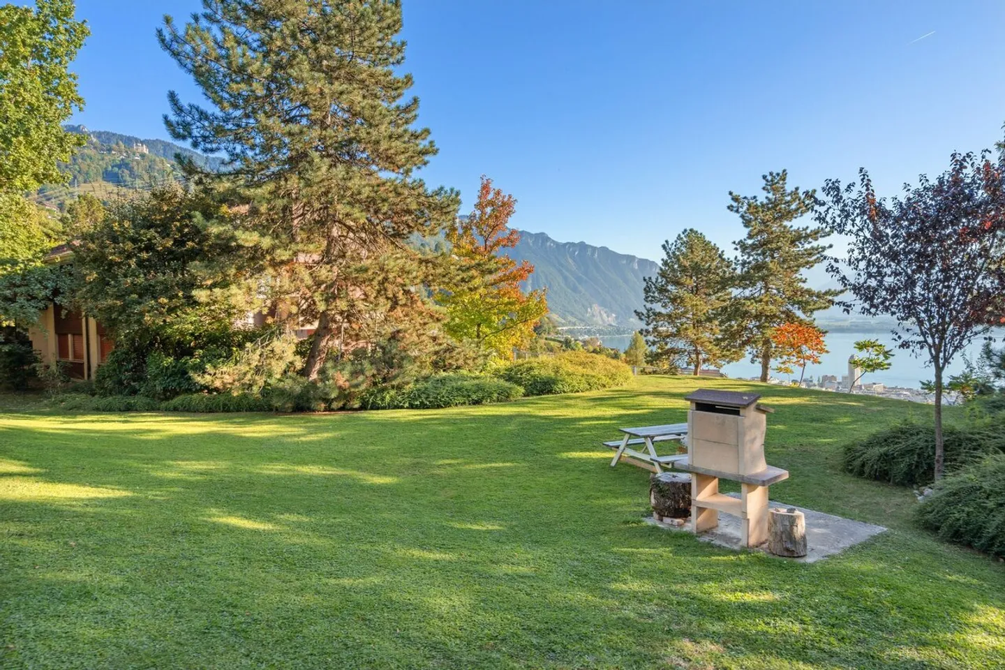 Appartamento di 4,5 locali + stanza indipendente, vista lago mozzafiato - Foto 4 di 13