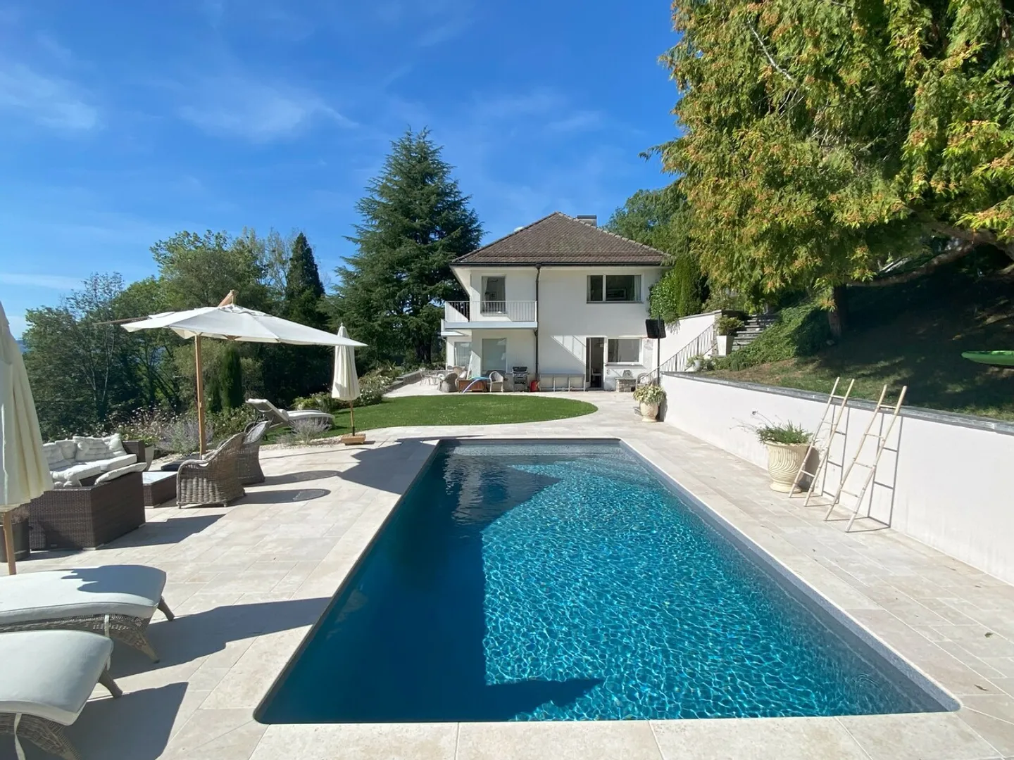 Villa d'exception avec vue - Photo 2 sur 13