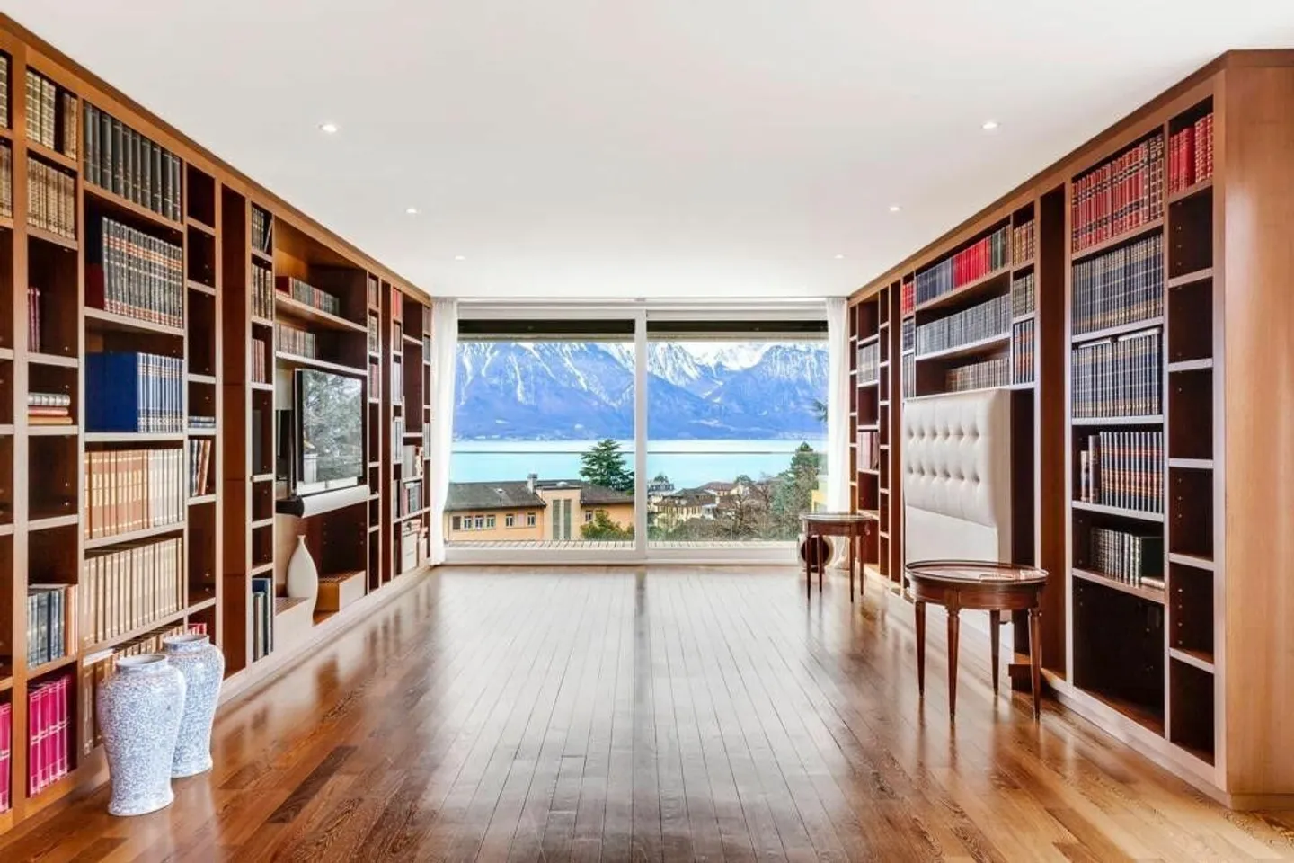 Lussuoso duplex attico con vista panoramica a 360° a Montreux - Foto 12 di 13