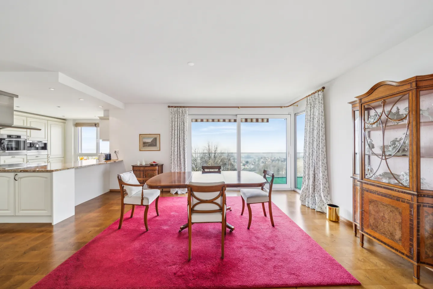 Spacieux appartement avec balcons et magnifique vue - Photo 8 sur 13