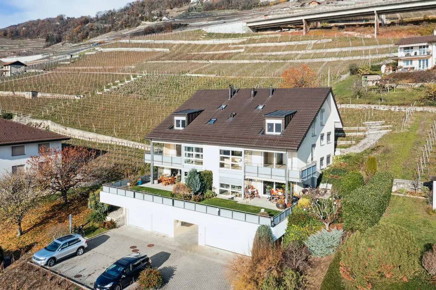 Sehr schöne Duplexwohnung mit Panoramablick auf den See! - Foto 1 von 13