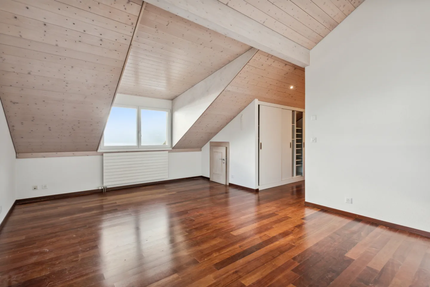 Sehr schöne Duplexwohnung mit Panoramablick auf den See! - Foto 9 von 13