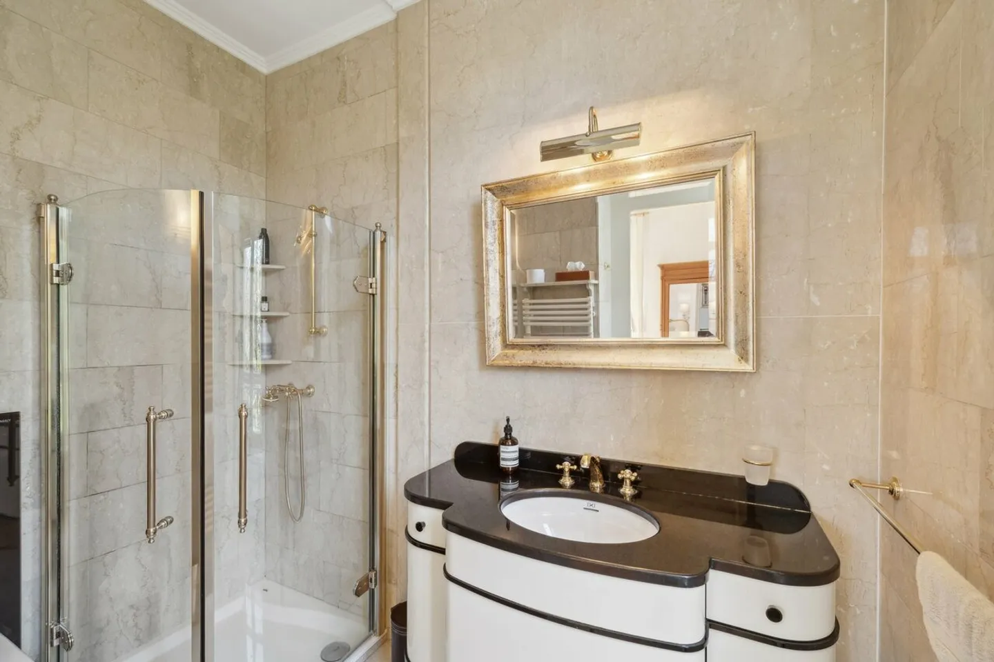 Prestigious property just steps from the lake shore, green park - Photo 13 of 13