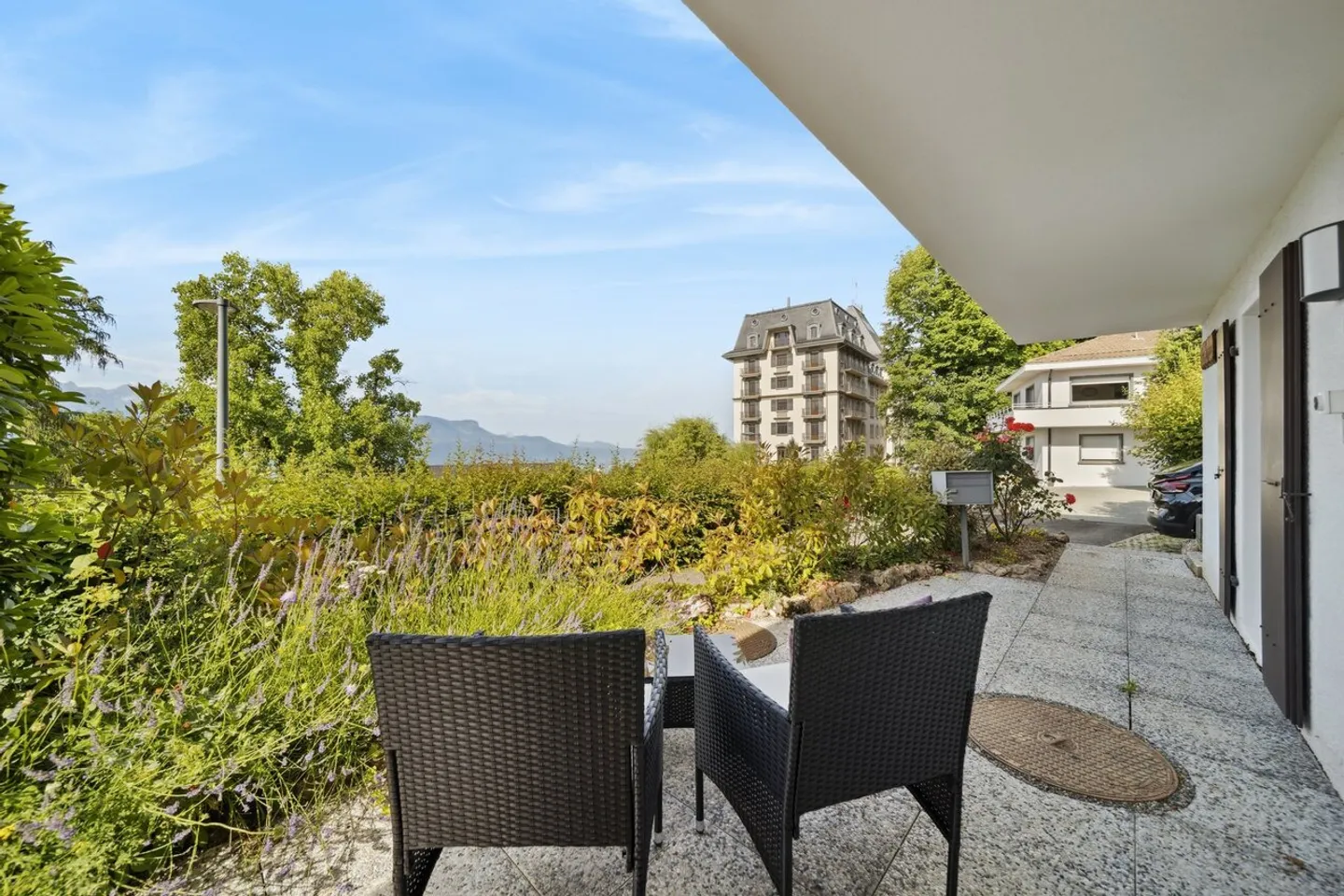 Baisse de prix : Charmant chalet rénové avec vue ! A visiter ! - Photo 4 sur 13