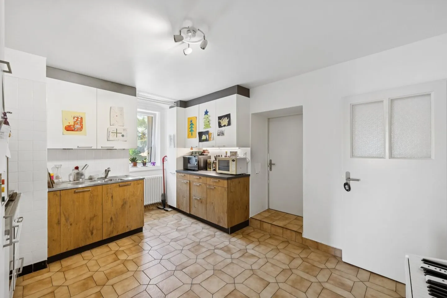 Appartamento ristrutturato di 4,5 locali in piccola PPE - centro del villaggio - Foto 5 di 10