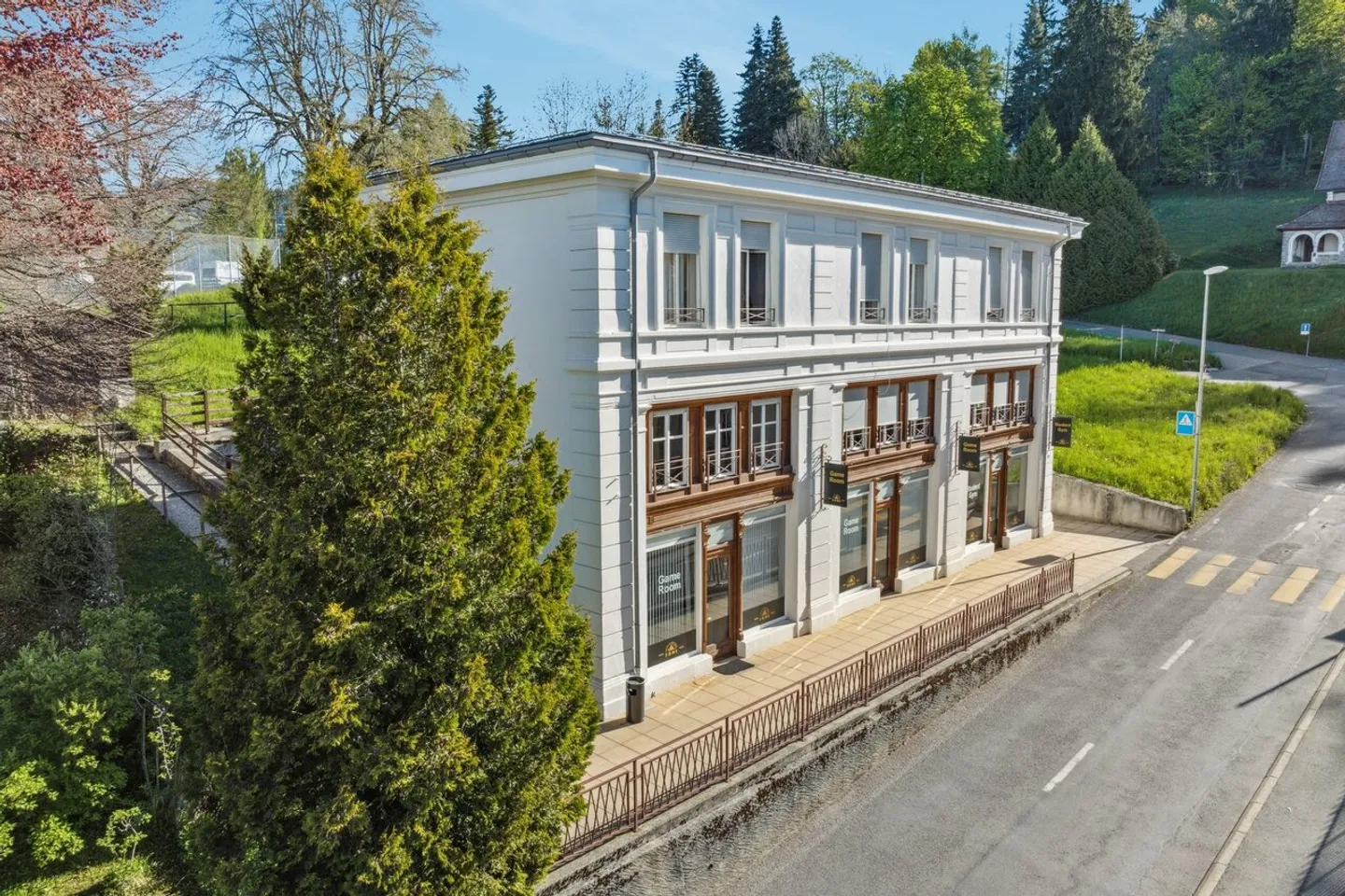 Mischgebäude in den Höhenlagen von Montreux - Foto 13 von 13