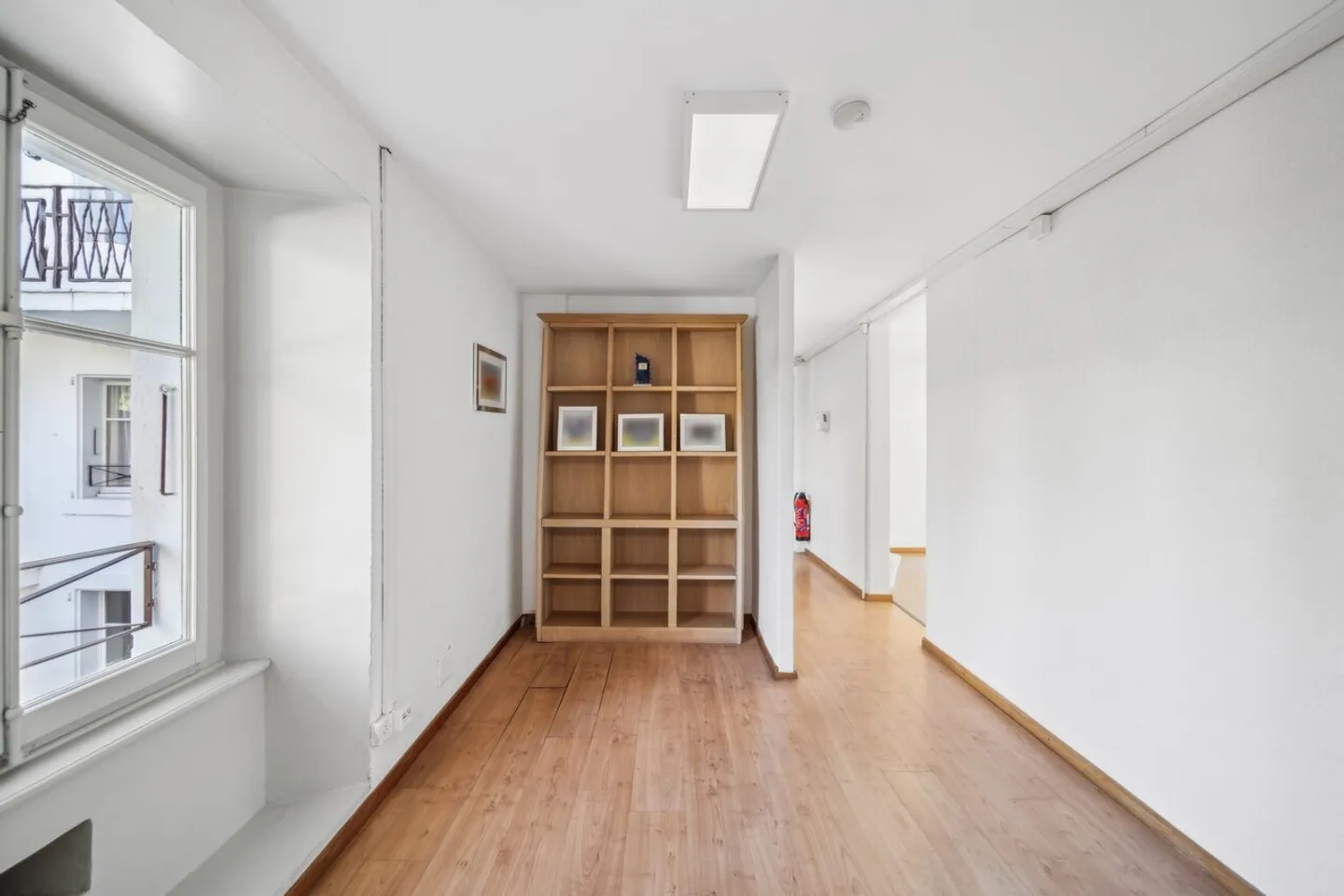 Mischgebäude in den Höhenlagen von Montreux - Foto 10 von 13