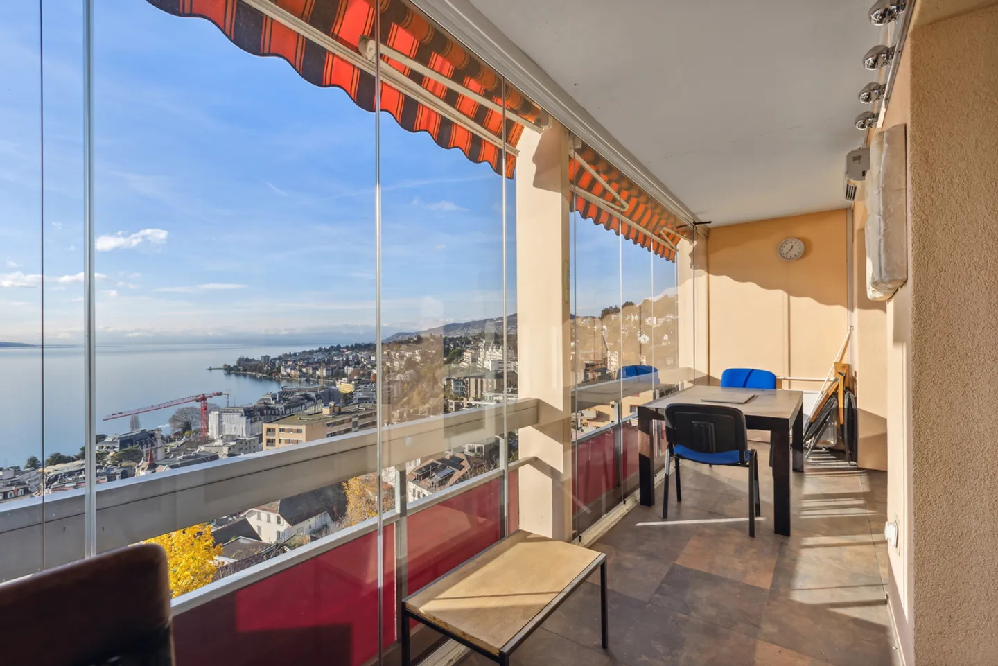 Exklusivität: Wohnung mit außergewöhnlichem Blick in Montreux - Foto 3 von 13
