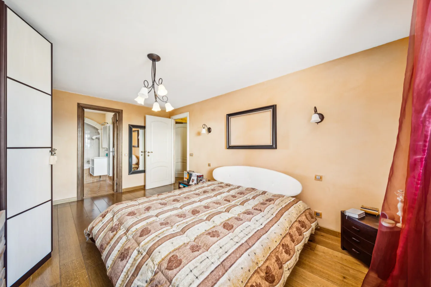 Villa incantevole con due alloggi separati e vista sulle Alpi - Foto 13 di 13