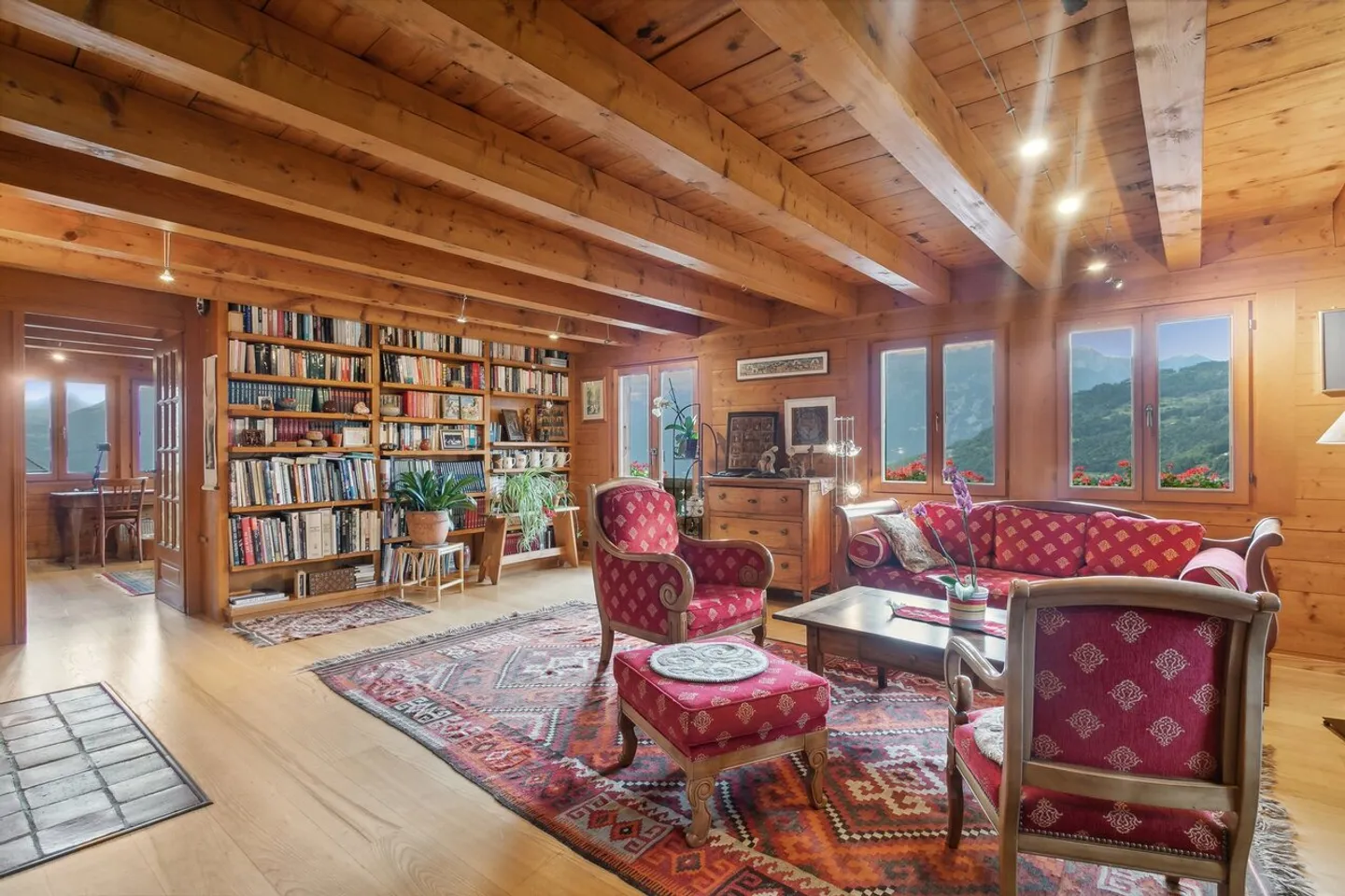 Sumptuous Authentic Chalet Southwest Orientation - Photo 4 of 13