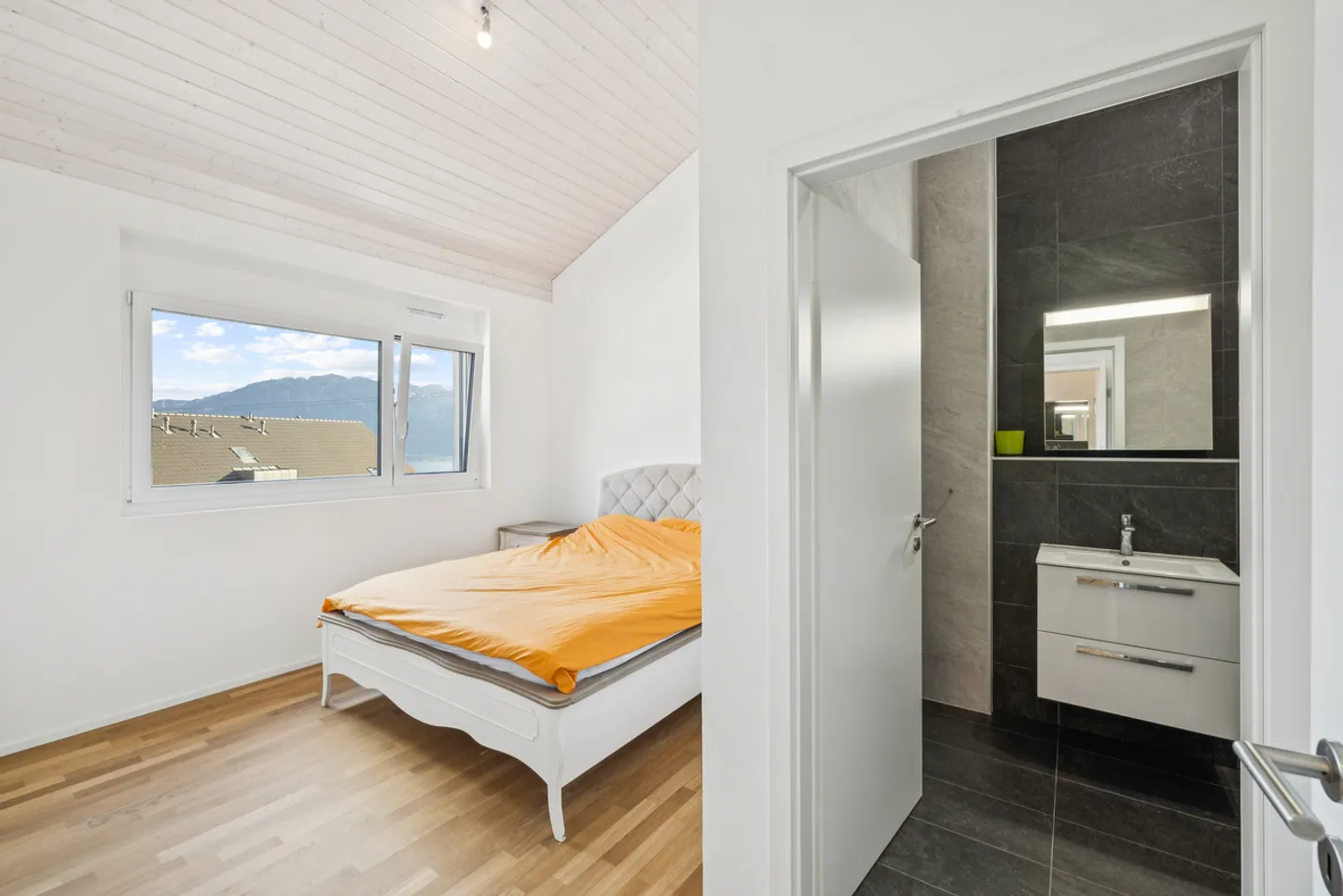 Villa familiare contemporanea in un quartiere tranquillo - Foto 7 di 13