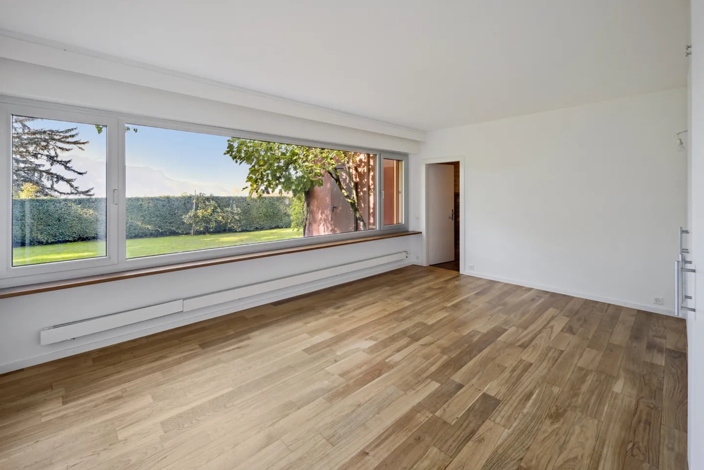 Villa di architettura moderna con vista e fascino unico - Foto 10 di 13