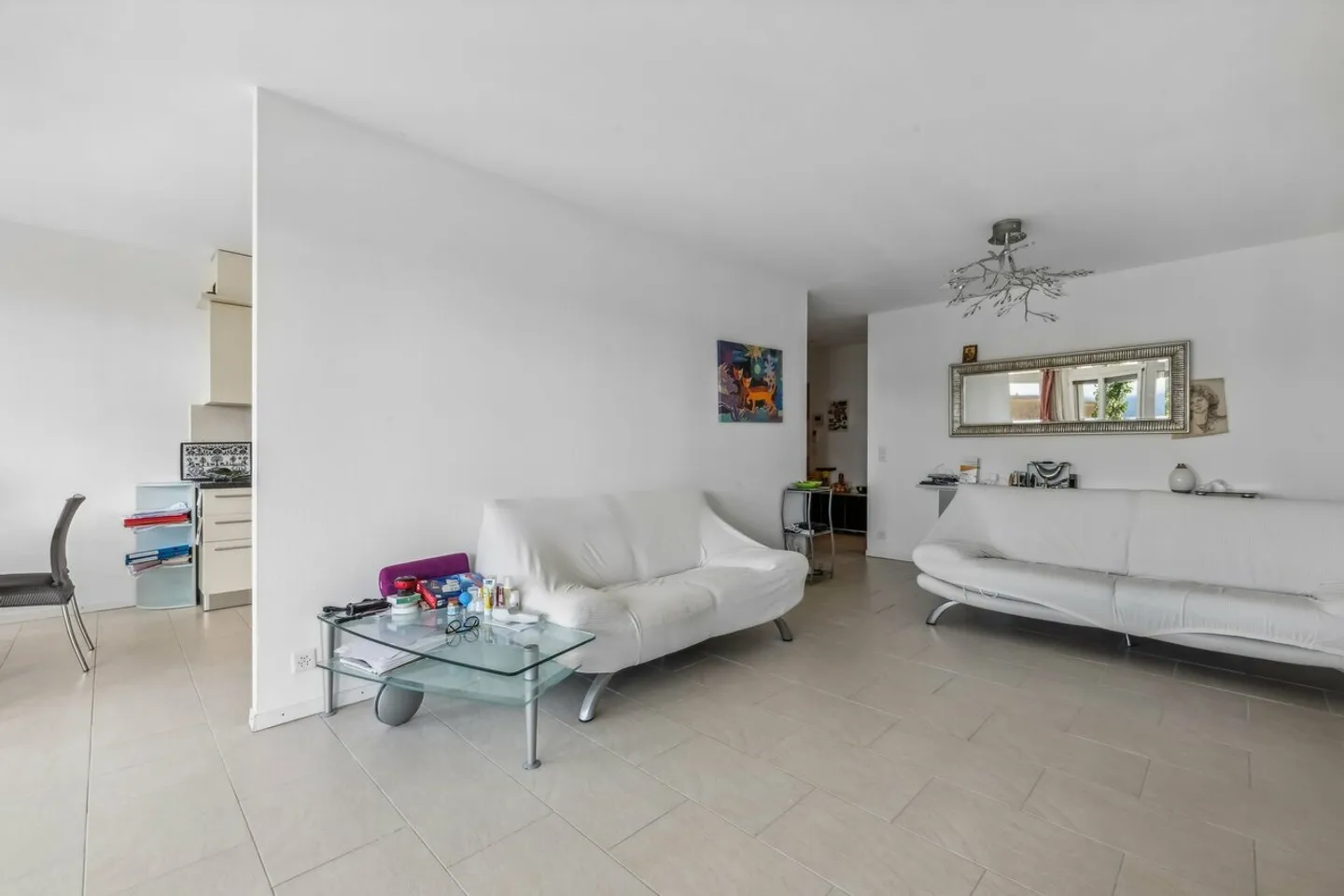 Charmant appartement avec terrasse et piscine - Photo 4 of 12