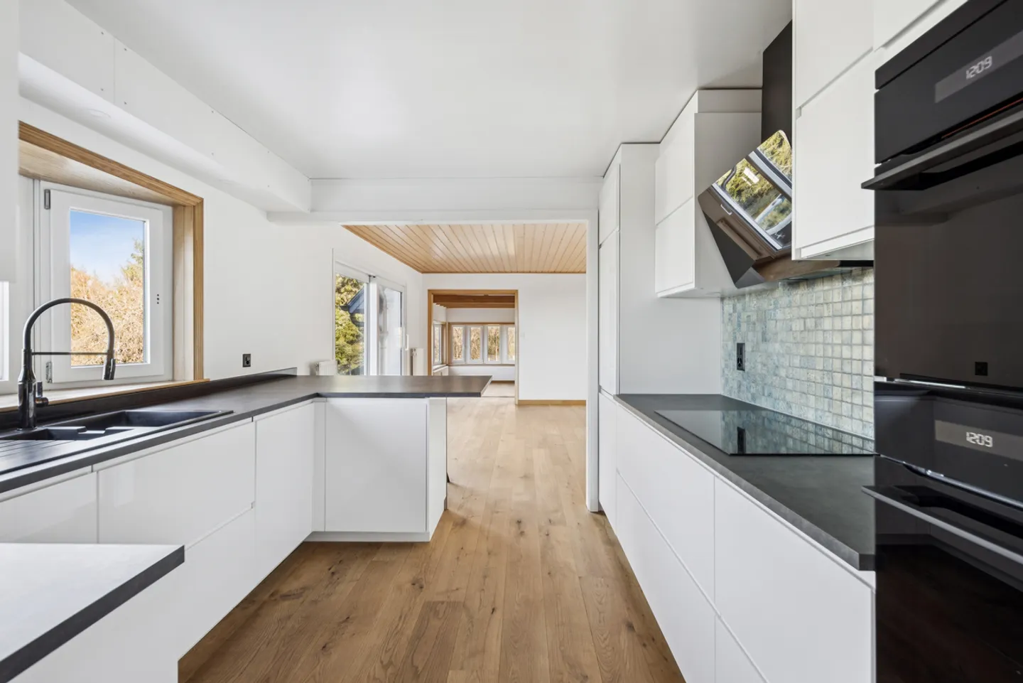 L'Écrin du Léman - Villa d'Exception à Caux - Photo 10 sur 13