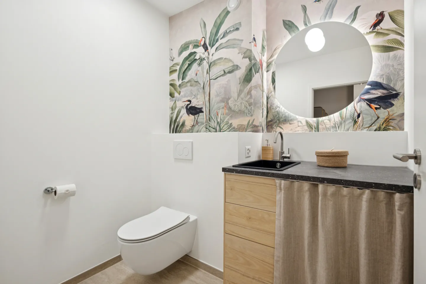 Coup de coeur assuré ! Appartement entièrement rénové, vue imprenable - Photo 5 sur 13