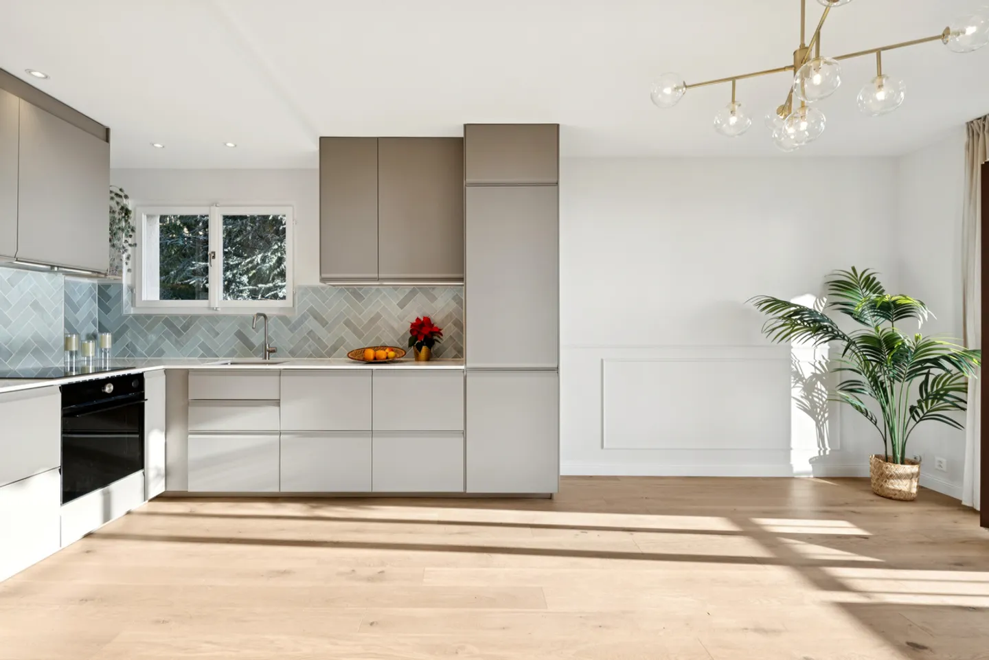 Garantierter "Coup de Coeur"! Vollständig renovierte Wohnung mit atemberaubendem Blick - Foto 2 von 13