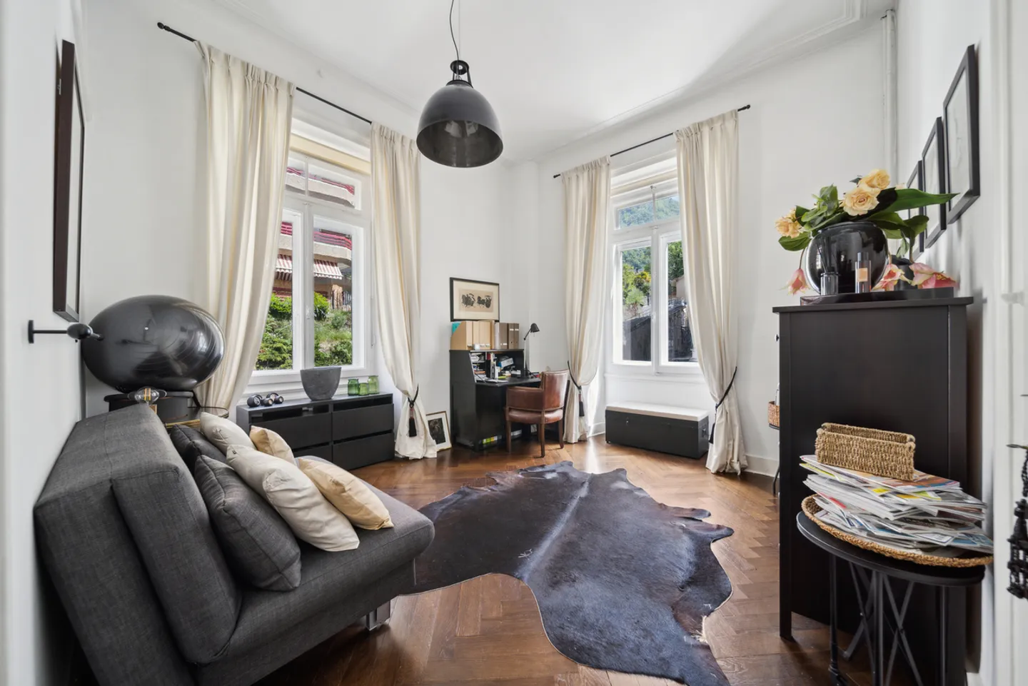 A unique living space in Territet, in the heart of a historic building - Photo 10 of 10