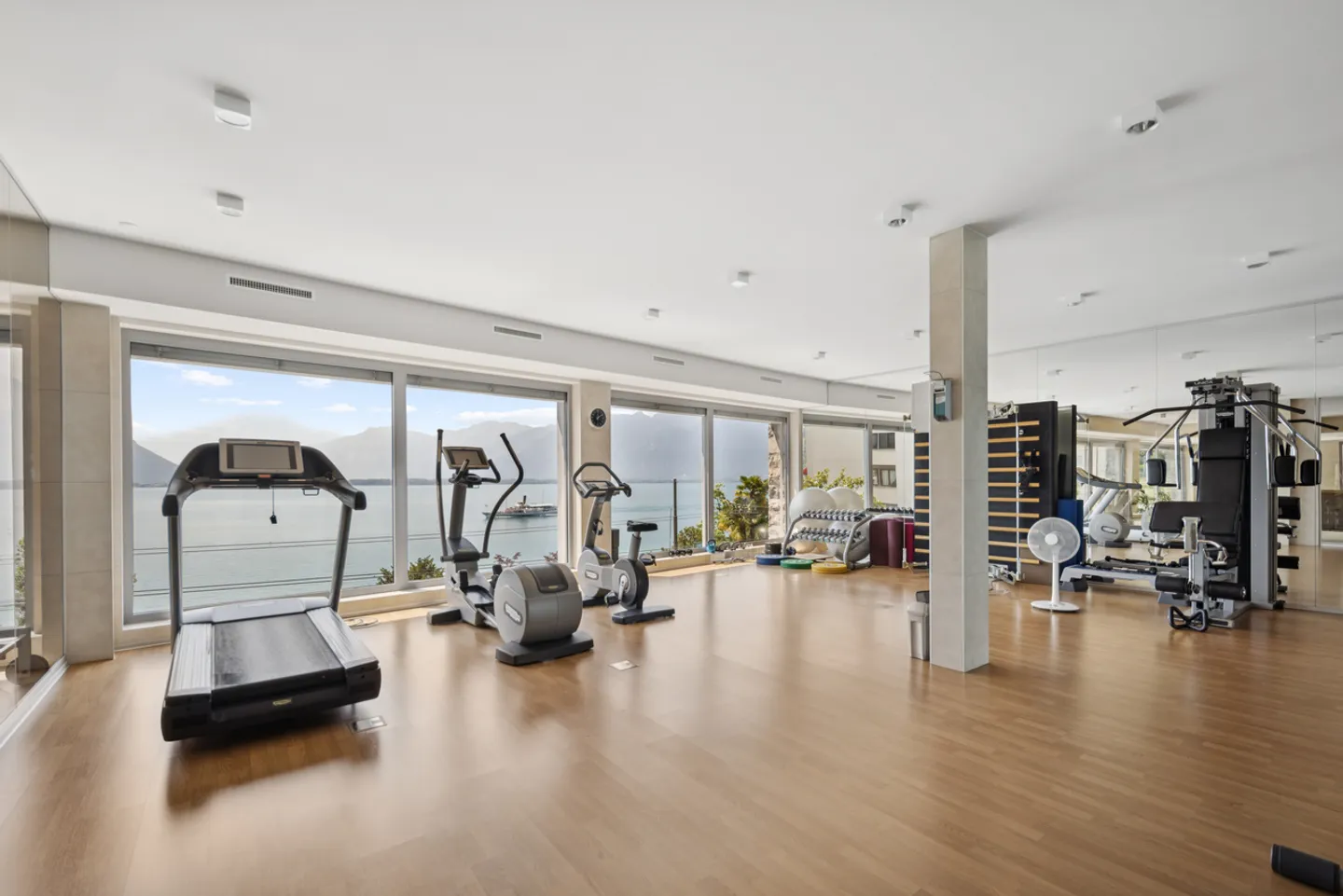 Appartement de Luxe avec Vue Lac - Photo 12 sur 13