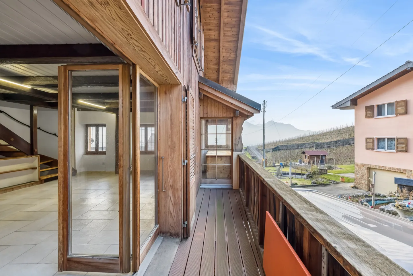 Village house with authentic charm - Photo 5 of 11