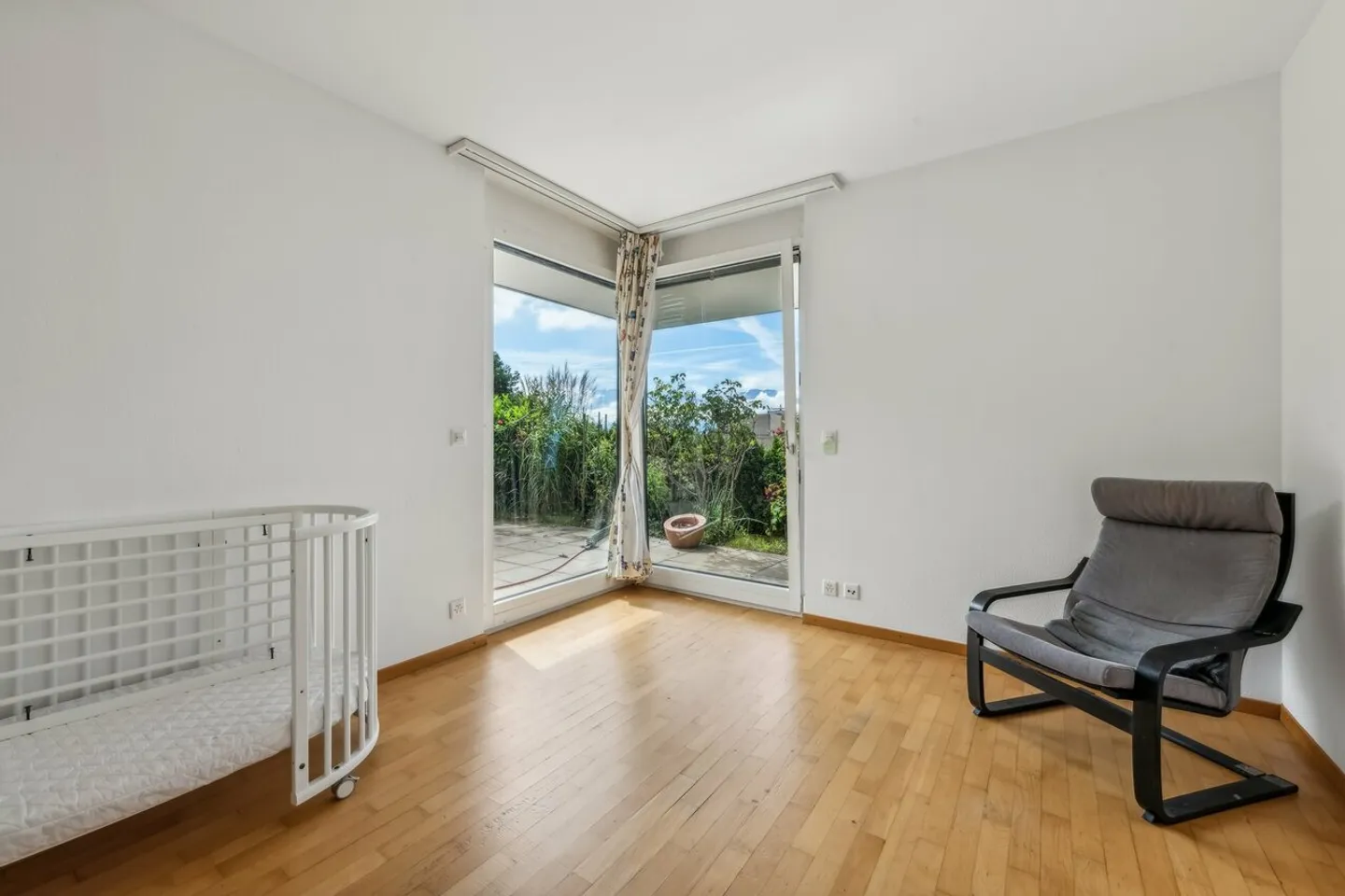 Charmant appartement avec terrasse et piscine - Foto 9 von 12