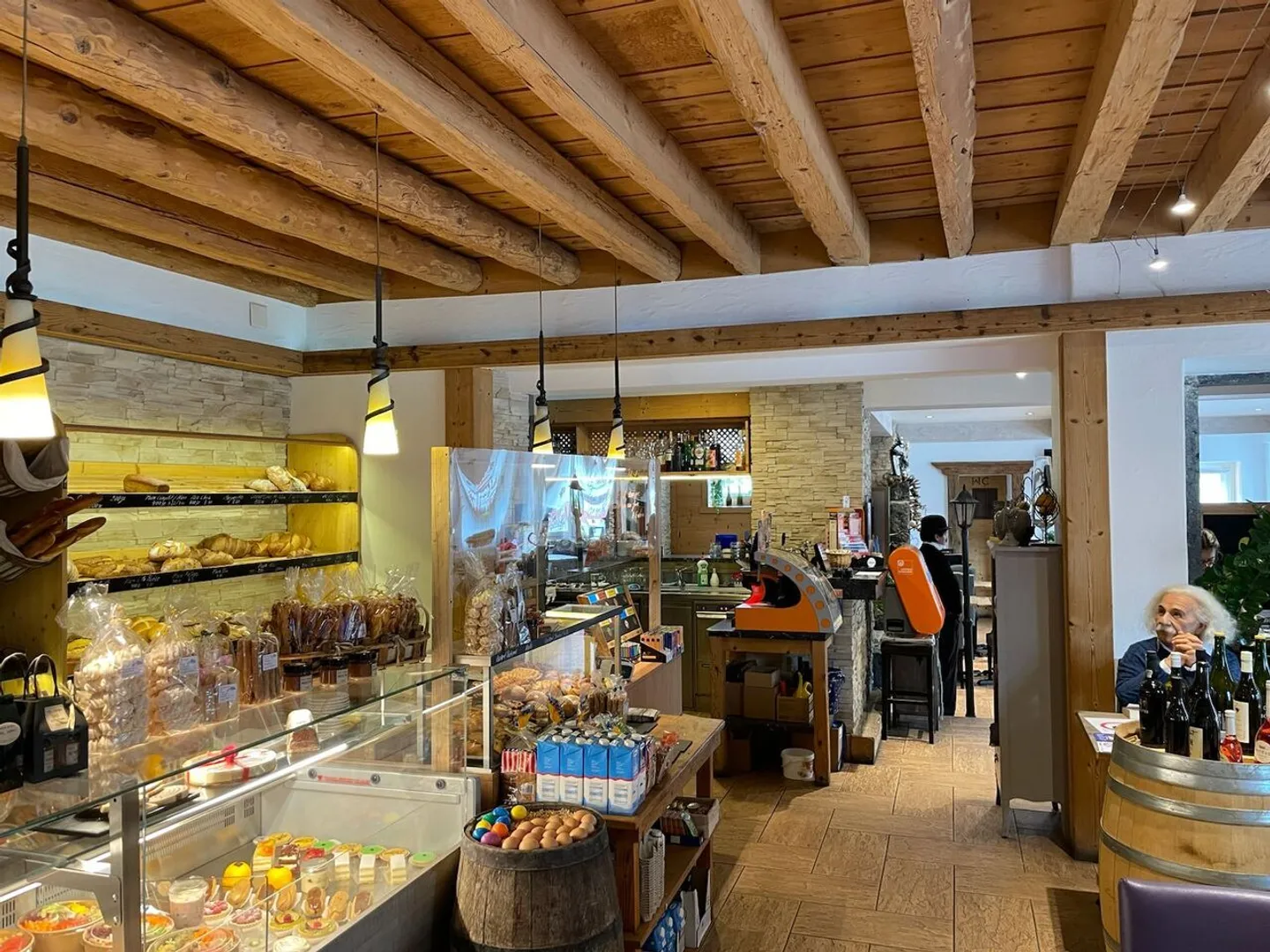 Attività commerciale in vendita - Caffè ristorante panetteria - Foto 1 di 8