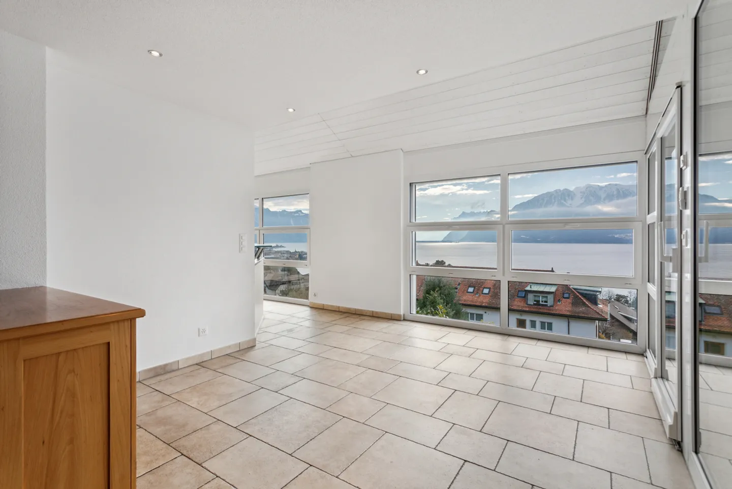 Sehr schönes Duplex mit Panoramablick auf den See! - Foto 5 von 13