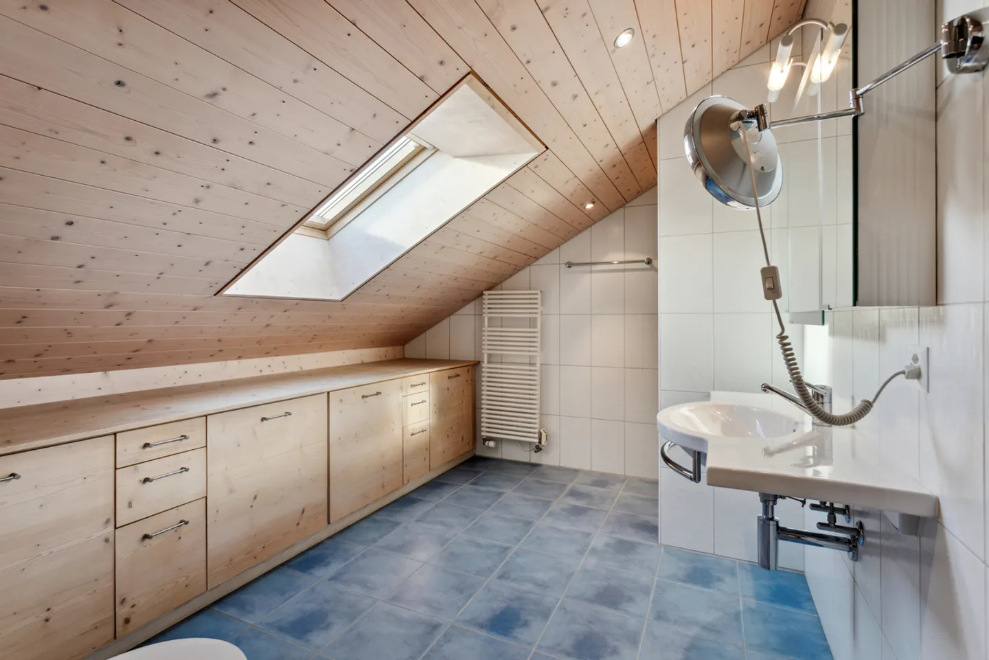 Sehr schönes Duplex mit Panoramablick auf den See! - Foto 9 von 13