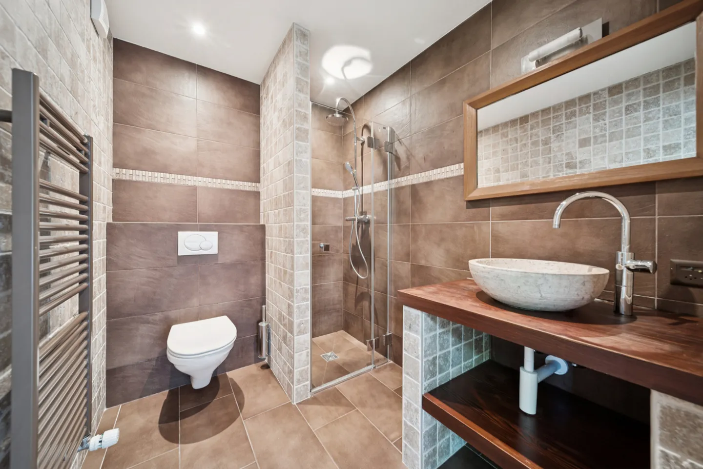 Moderne Architekturvilla mit einzigartigem Blick und Charme - Foto 11 von 13