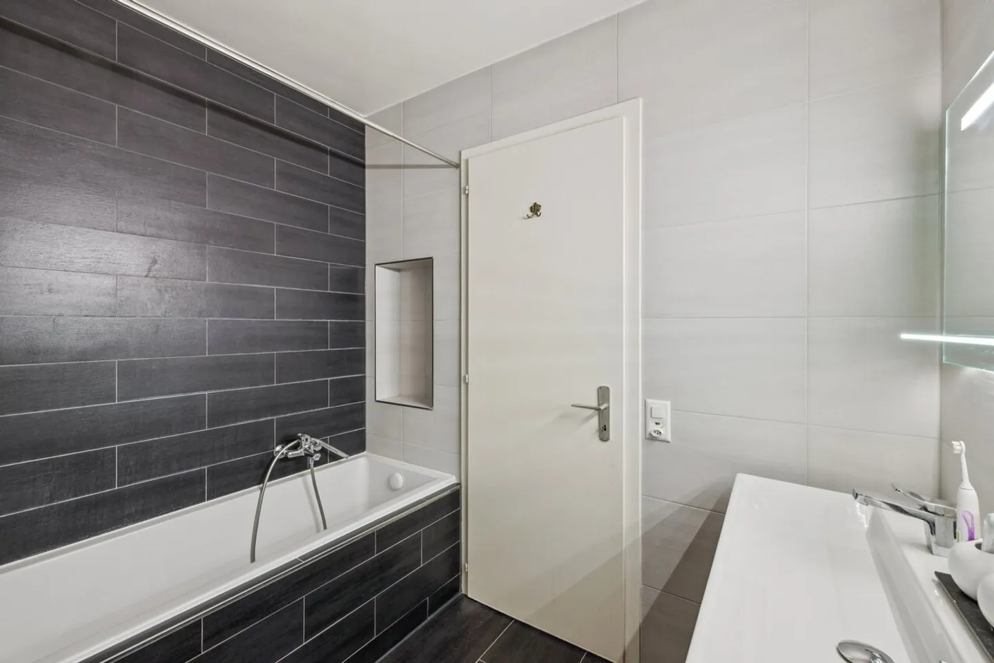 In erster Reihe am See, 3,5-Zimmer-Wohnung! - Foto 5 von 9