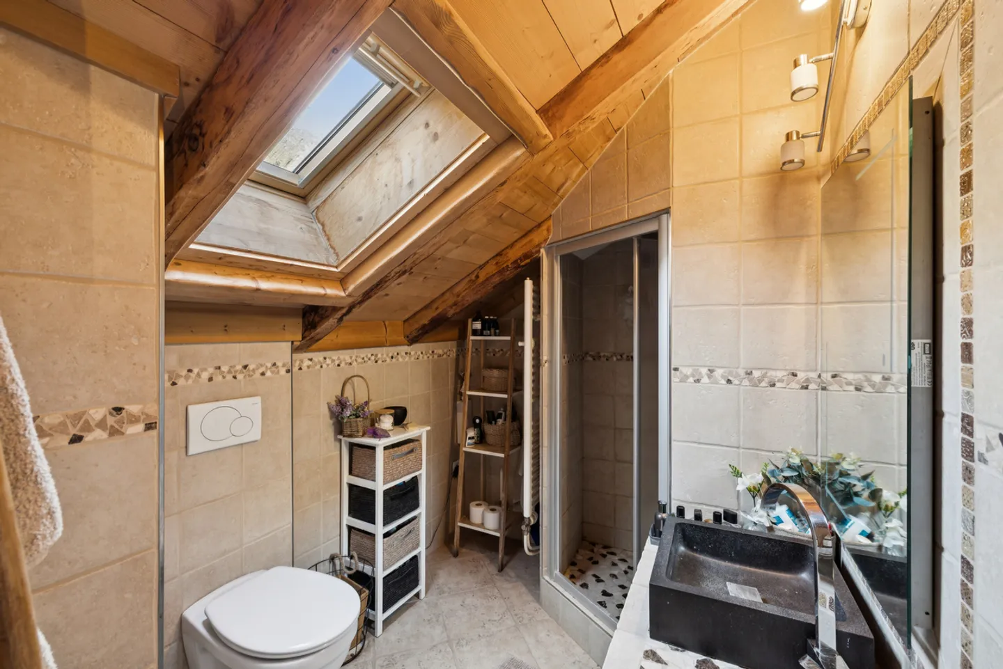 Appartement 5,5 pièces "coup de coeur" avec terrasse de 60m2 - Foto 12 von 13