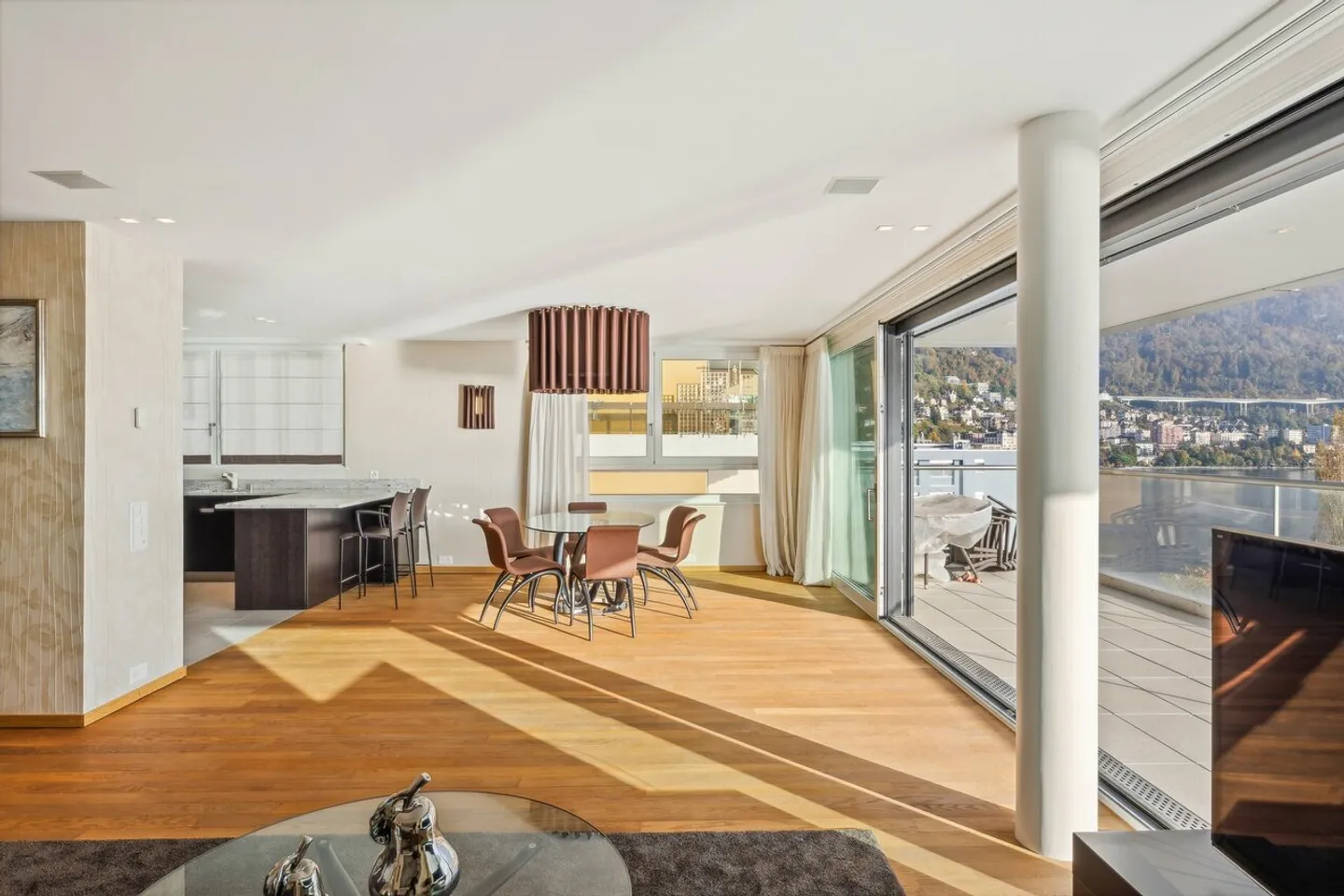 Situation unique ! A deux pas du bord du lac et avec vue panoramique - Photo 13 sur 13