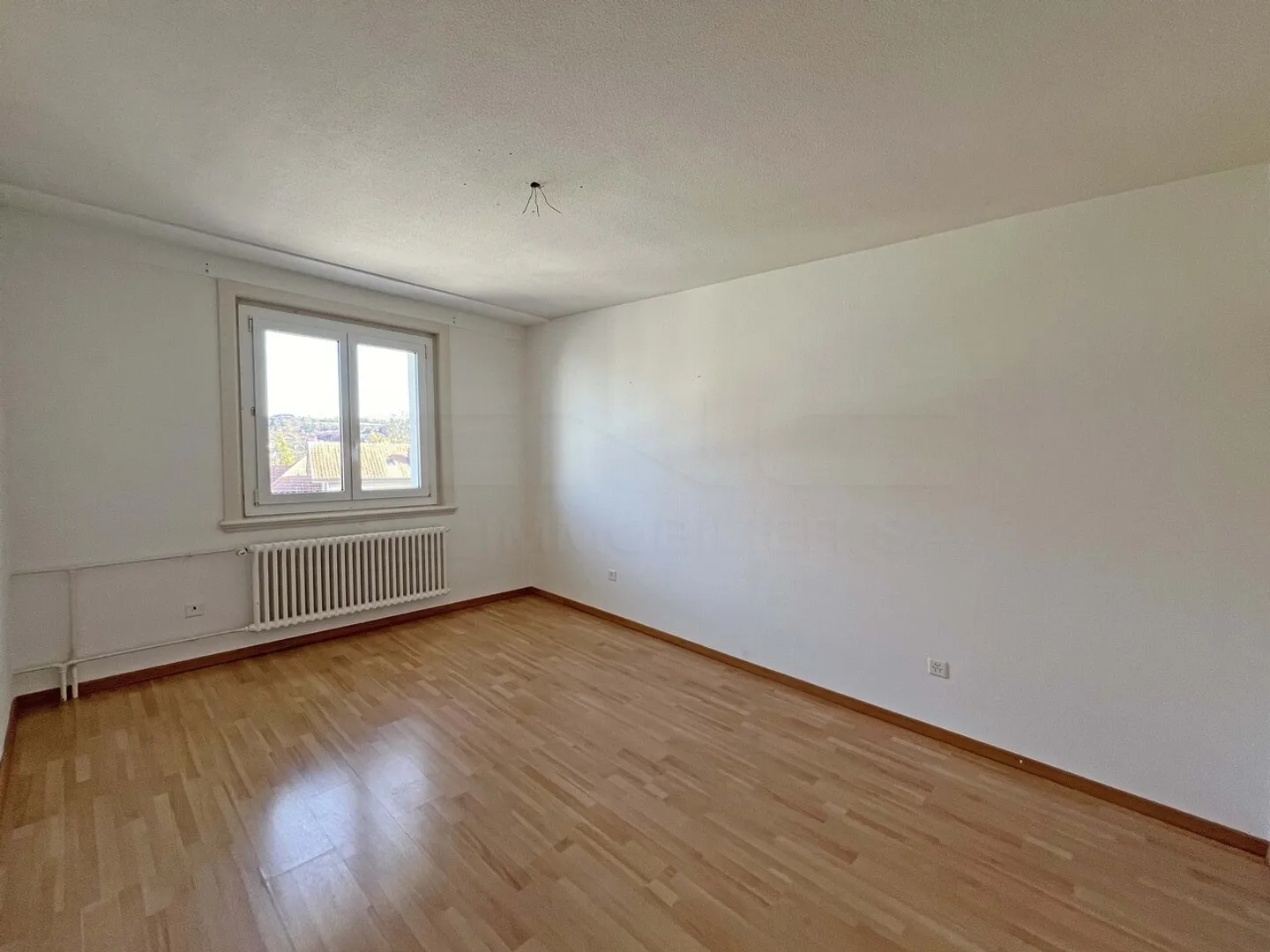 4.5-room apartment at the top of the building - Photo 11 of 12