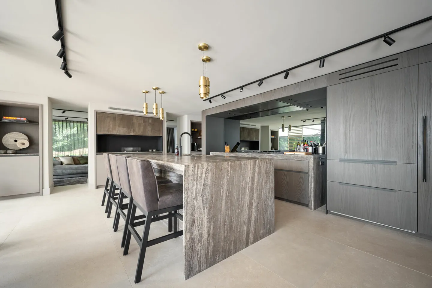 La Quintessenza del lusso | Proprietà eccezionale a pochi passi dall'acqua - Foto 3 di 12