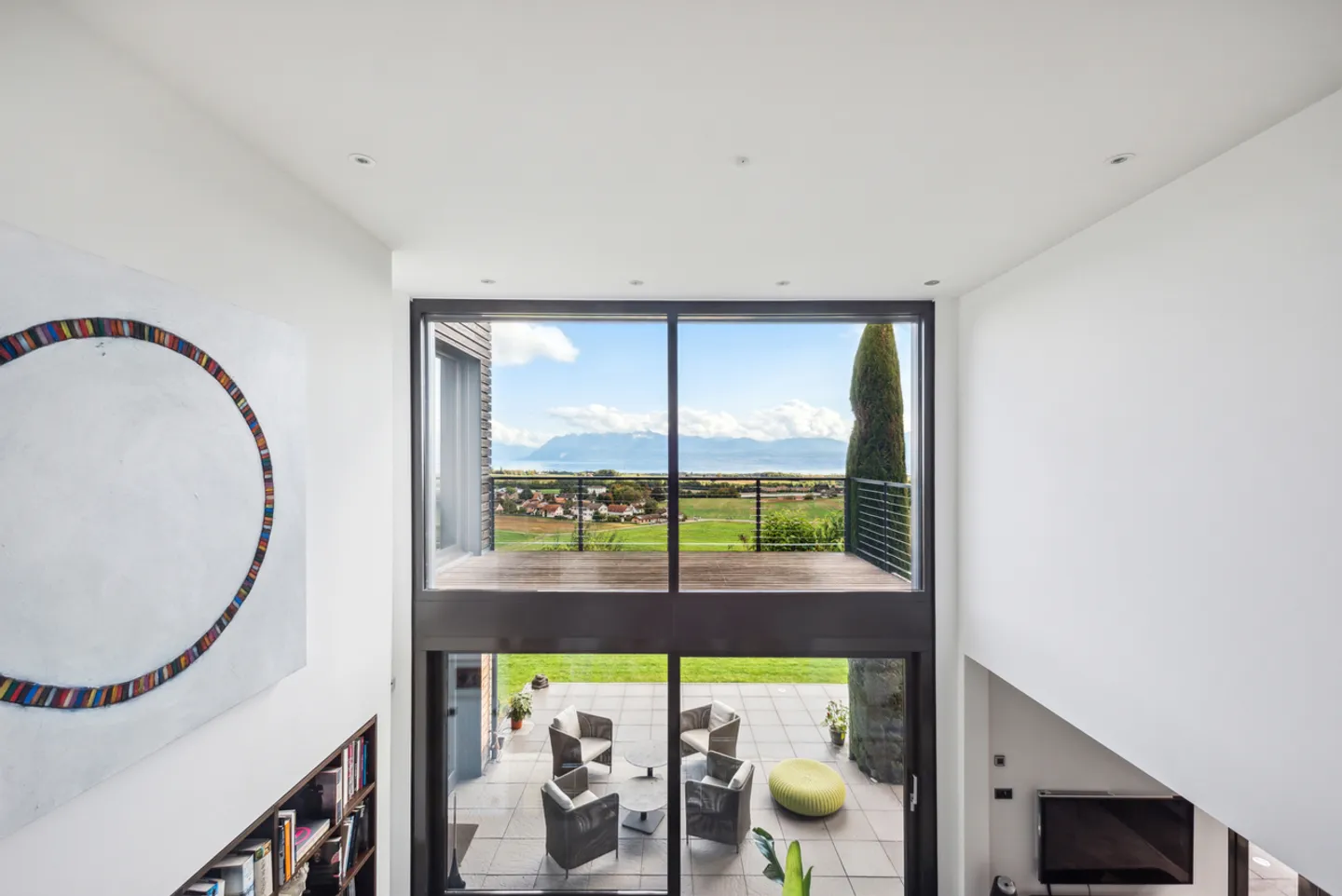 Villa contemporanea con vista mozzafiato - Foto 11 di 13