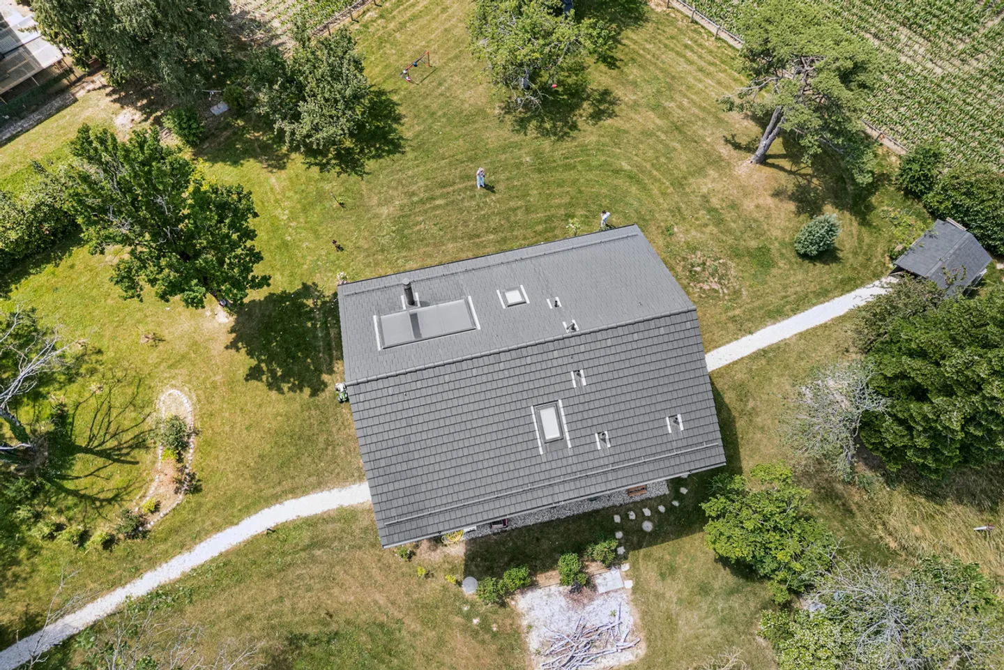 Superb family home in a haven of tranquility! - Photo 8 of 13