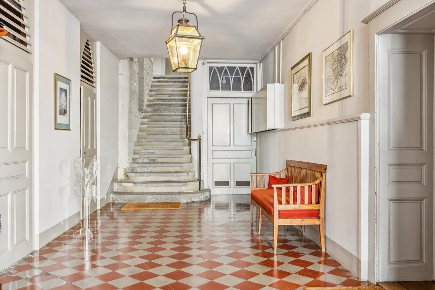 Superba casa borghese di fronte al lago e al Monte Bianco - Foto 4 di 5
